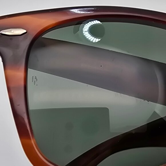 Ray-Ban B&L L2053 Wayfarer Tortoise Frame G-15 Green Glass Lens Sunglasses 50-24 - Picture 15 of 16